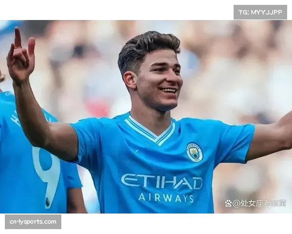 阿根廷劳塔罗阿尔瓦雷斯双前锋 跑位交叉与换位默契度分析